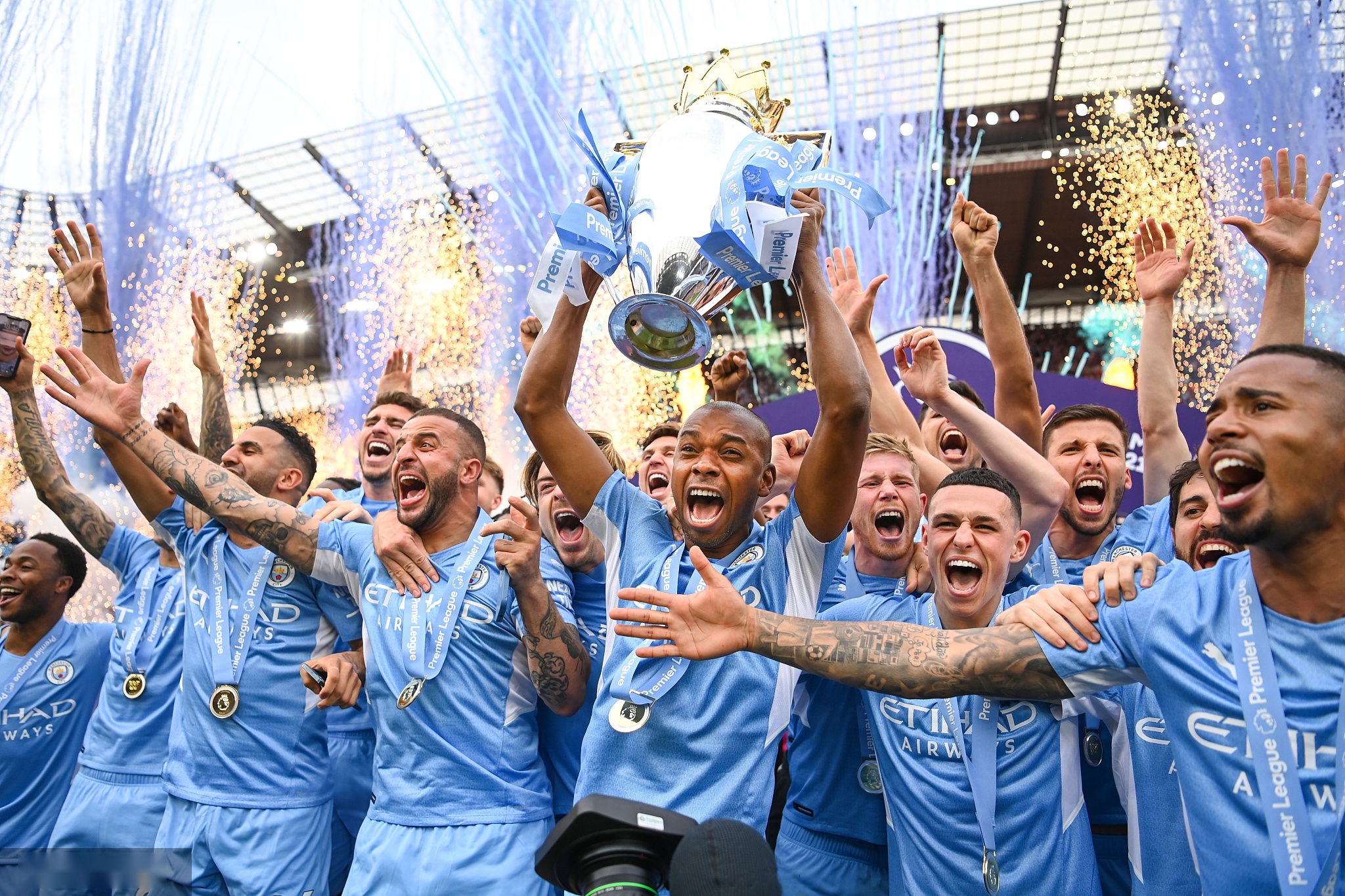 受期待的足 受期待的足